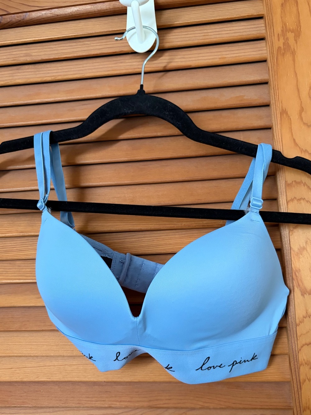 PINK Victorias Secret VS Wear Everywhere Wireless push up Bra in blue size 34B